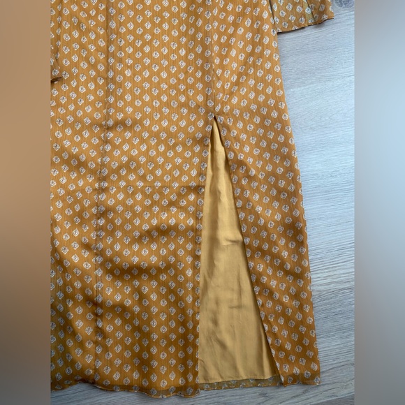 East Order Blaire Midi Dress - Picture 6 of 8